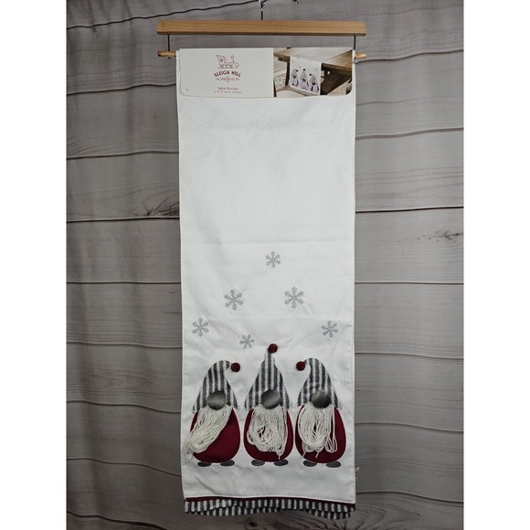 Christmas Table Runner 3 Gnomes Sleigh Hill 14 X 72 Holiday New Fast Ship #B77 - Picture 3 of 7